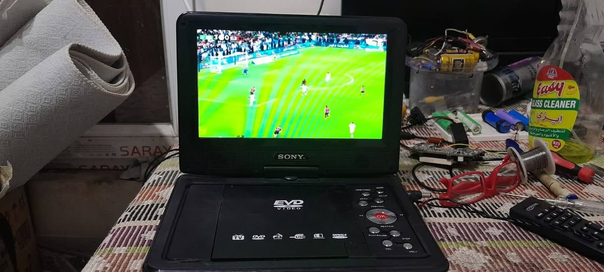 DVD فايندر بداخله ستلايت ميديا ستار 730 كهرباء 12 فولت  وتكدرتربطلة عاكسة
45مع التوصيل


**إذا كنت صاحب هذا الإعلان وتريد حذفه لأي سبب، رجاءا أرسل رسالة إلى الدعم الفني**
