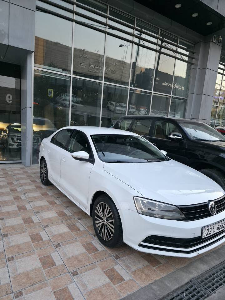 جیتا 2016 مەکینە 20ی مواسەفات خەلیجی
گێڕ و مەکینە و تەبرید بێ کێشەیە.
106,000 میل ڕۆیشتووە.
- دەرگەکانی لای سەکن قۆپانەوەکی بەسیتی هەیە
- سەیارە هیچ پارچەک و سبوغی نییە.
- سعری ١١٥ وەرەقە
- ت.ب گۆڕینەوە ناکەم أربيل, العراق


**إذا كنت صاحب هذا الإعلان وتريد حذفه لأي سبب، رجاءا أرسل رسالة إلى الدعم الفني**