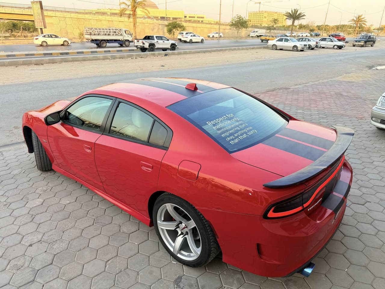 🚀 Dodge Charger R/T 2018
🔥 محرك HEMI V8 سعة 5.7 لتر

سيارة نظيفة جداً (Clean Title) ومواصفاتها مميزة، حادثها تخريب باب وتم صبغه فقط، والسيارة بحالة ممتازة جداً.

✅ المواصفات:
• فول مواصفات عدا فتحة السقف
• حساسات خلفية
• شفتات على الستيرن
• مقاعد حضن كهربائية
• تدفئة للمقاعد
• شاشة كبيرة تدعم Apple CarPlay
• مرآة رادار مع حساس وهيتر
• نظام صوت Alpine الأصلي
• نظام Sport
• رنكات نجمة قياس 20
• 4 تايرات جديدة
• صدر أمامي وخلفي جديد
• رقم بغداد

✅ المحرك والجير والجمعة بشرط الفحص

🎵 صوت خرافي ومظهر رياضي مميز
صور الحادث مرفقه 

📍الموقع: النجف الأشرف
للاتصال / ***********

