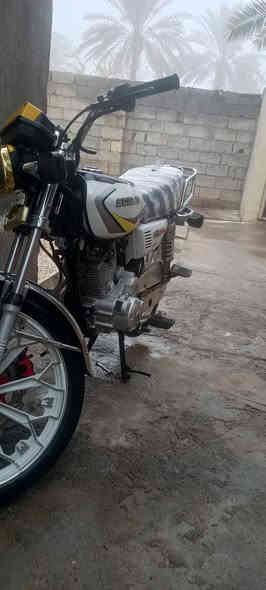 سلام عليكم دراجه 24 للبيع دراجه خير من الله اوراق كامله السعر 575 وبيه مجال لمو شراي ليعلق  مكان منصورية الشط قرب سيطرت الغالبيه لستفسار ***********
