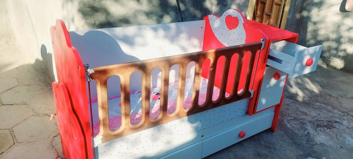 سلام عليكم للبيع عنواني الديوانية ***********
