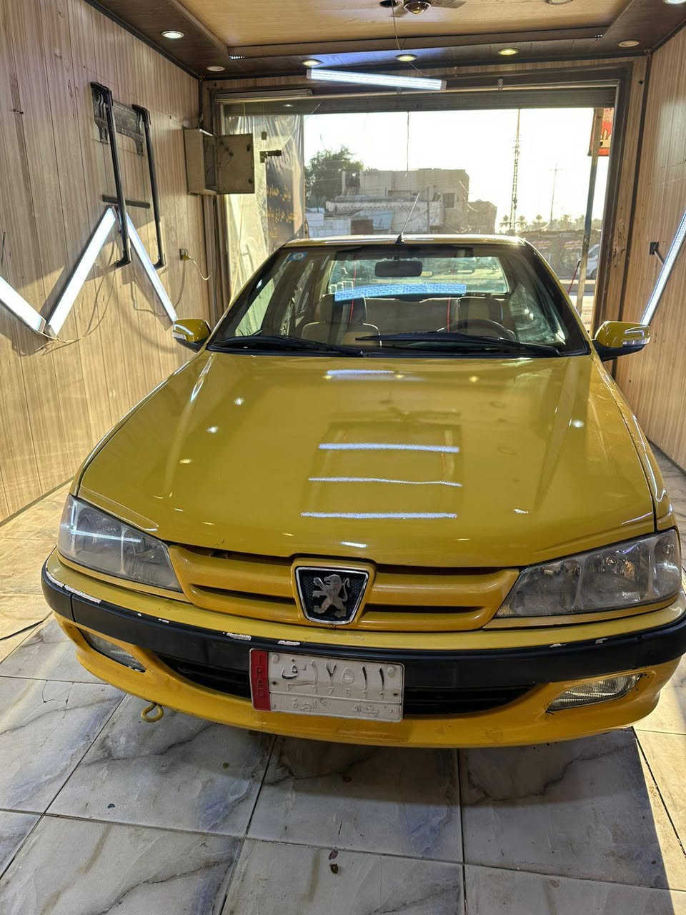 السلام عليكم بيجو باص 2015رقم بغداد انكليزي بسمي سياره جاهز السعر 46بغداد الزعفرانية مكينه وكير وتبريد مكفوله ***********
