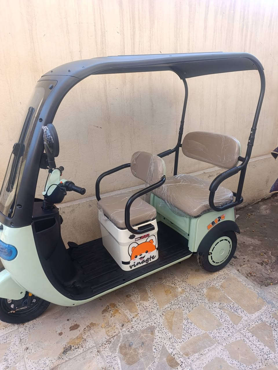 سلام عليكم  تكتك شحن للبيع جديده بلجيس بعدهي حتئ مامشحونه طلعته وريد ابيعه اب مليون 650   الشراي يتصل *********** مكاني كربلاء طوريج
