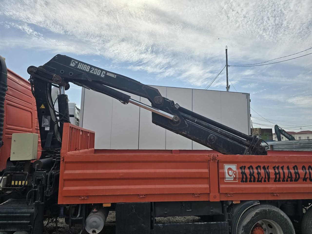 بيع مستعجل ..كرين هياب ٧ طن + ريمونت
مكان الكرين اربيل الصناعه الشماليه 
*********** واتس اب
***********
