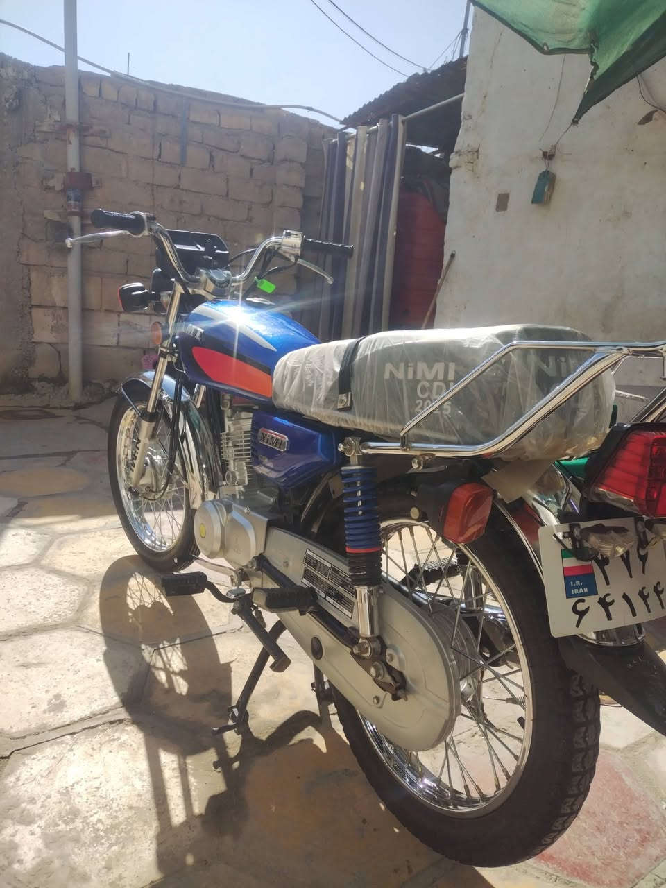 السلام عليكم 
للبيع دراجة نامة  موديل 25 طالعه بل 26 الدراجه كفاله عامة اخت الزيرو اوراق كامله سكنر مكاني الحمزه الغربي 
السعر 650 وبيها مجال قليل***********
