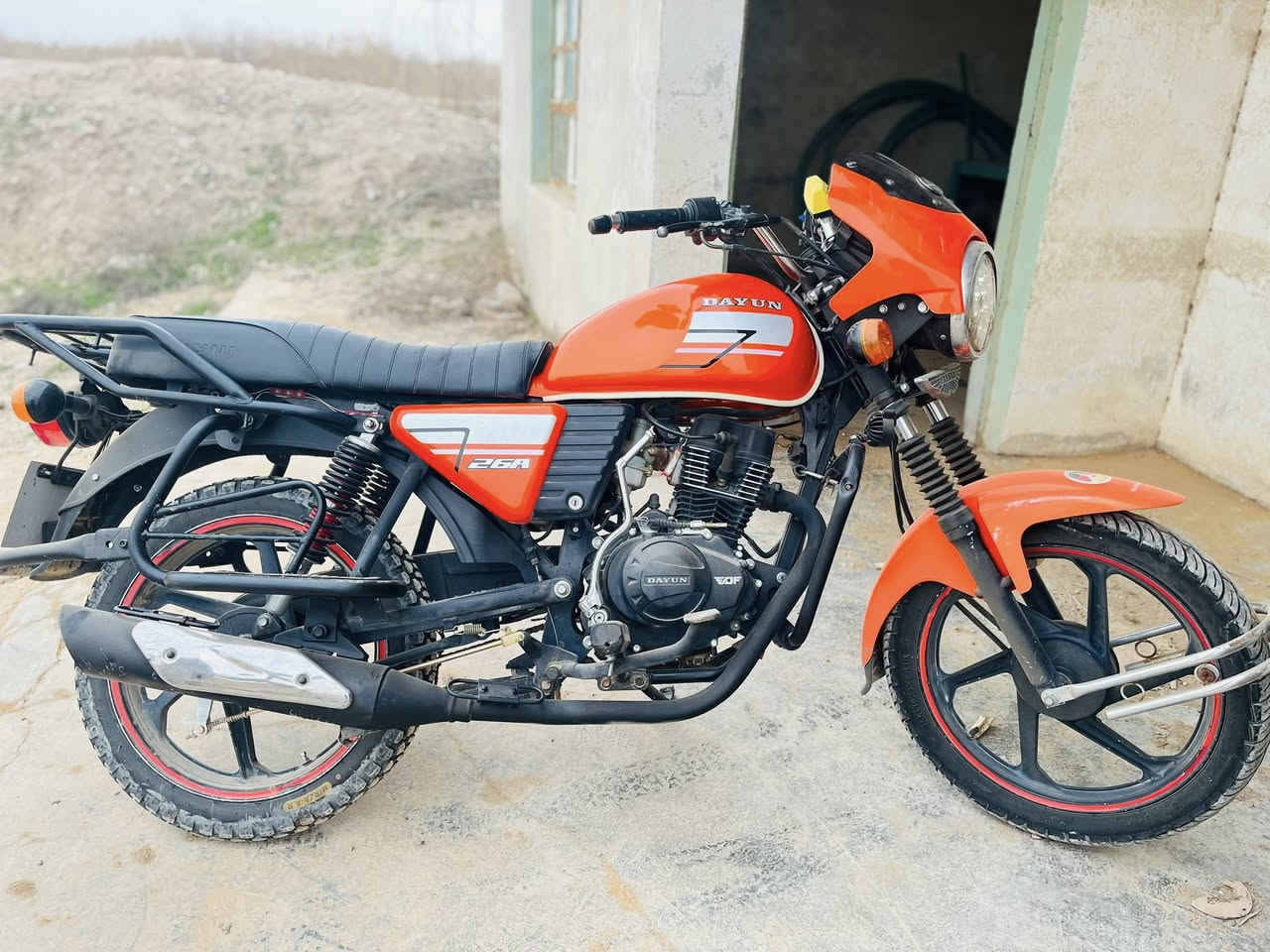 دايوان ٢٠٢١كامل وجاهز وبلادي ومكفول وكلشي شغال مكينه شرط النعومه والنشاط بي شغله وحده فقط التانكي بي طعجه يم القبق غير هذا مابي شي اوراق سكنر سعره مليون وخمسين الف والشراي يدلل مكاني ديالى شهربان ***********
