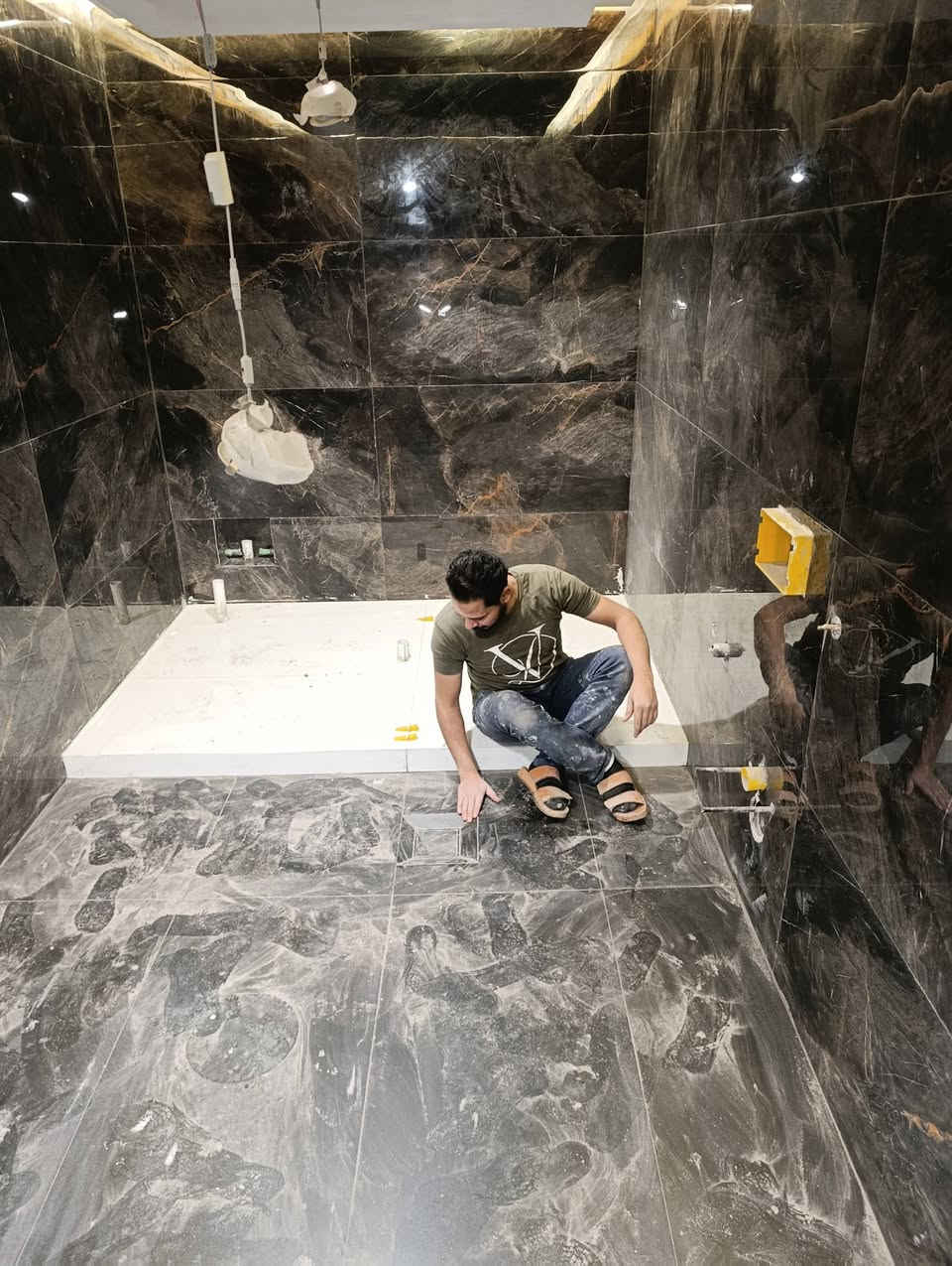 كادر سيرتميك متفرغ شغل درجي اولي ***********
