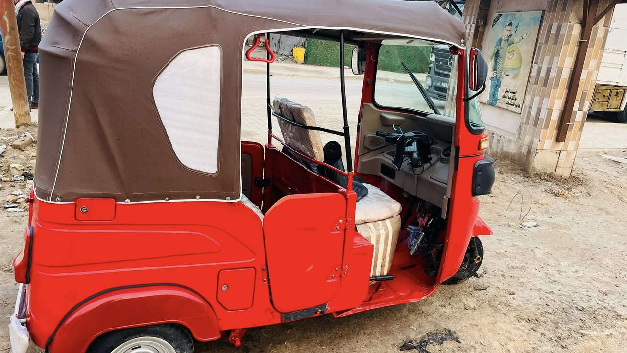 السلام عليكم تكتك 2022 رقم وسنويه عربي بابل لوحات بل مرور بيها ضربه وره وضربه لغد
المحرك مكفول كفاله من كلشي حته زنجيل وتفيلس ماكو محركها ماشاءالله عليه 
السعر ٨ ملايين مجال بسيط بدون احراج 
مكاني القاسم
***********
