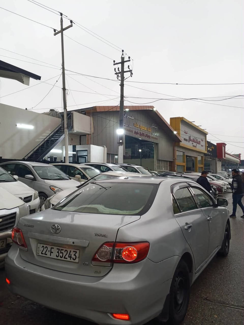 Toyota crolla 2013 
٥ پارجەی بۆیاخە جەمپی پیشو دوایی هەیە 
پیشی بەس کن دەبەی بی شانسی 
رەقەم سەنەوی نوی حازر جایزە 
٩٢ مجال 
*********** Singapore
