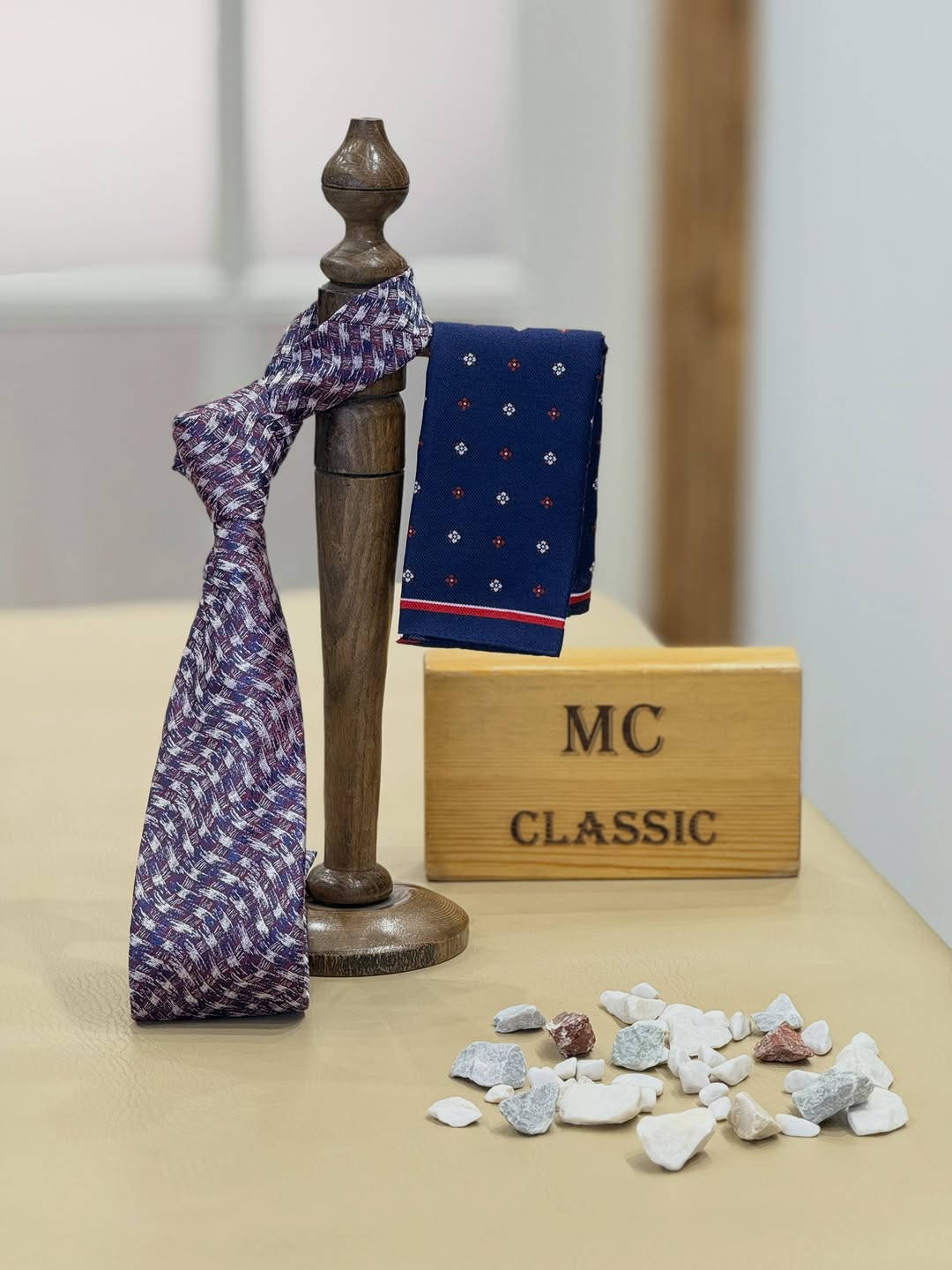 ⁨	⁨	⁨	⁨	‏ MC CLASSIC ‏ ⁨	⁨	‏ 
  الأناقة _تبدي _من_ أول _خطوة

⚜️رباط  وكاله MC CLASSIC
⚜️الطول : 160سم
⚜️العرض : 7 سم 
⚜️السعر : 25الف 
⚜️الصناعه : تركي

‏‎للحجز او الاستفسار مراسلتنا على الصفحه
اومراسلتنا واتساب  *********** .  ***********
تلكرام :- https://t.me/mcclasic
انستكرام :- https://www.instagram.com/mc_classic79?igsh=MWZuc3Z2b2YycGNwOA%3D%3D&utm_source=qr
تيك توك :- https://www.tiktok.com/‪‪‪‪‪‪‪@mcclassic79‬‬‬‬‬‬‬?_t=8kdkCdce82f&_r=1
سناب جات :- https://t.snapchat.com/QEyQBMCC
#العنوان
 بغداد - كرادة داخل -فرع صيدليه جوهره ابن حيان 

اوقات الدوام من 10 صباحا الى 12 ليلاً
🔴 يوجد #توصيل بغداد وكافة المحافظات 
بغداد 🚕  5 الف  المحافظات 🚗 5 الف⁩⁩⁩⁩⁩⁩
