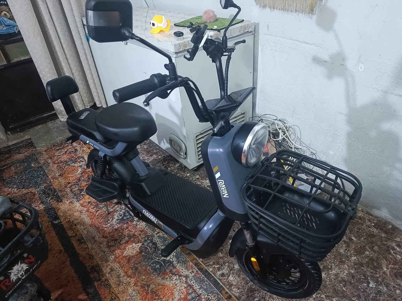 السلام عليكم شباب بنات عندي هاي الدراجة للبيع


**إذا كنت صاحب هذا الإعلان وتريد حذفه لأي سبب، رجاءا أرسل رسالة إلى الدعم الفني**