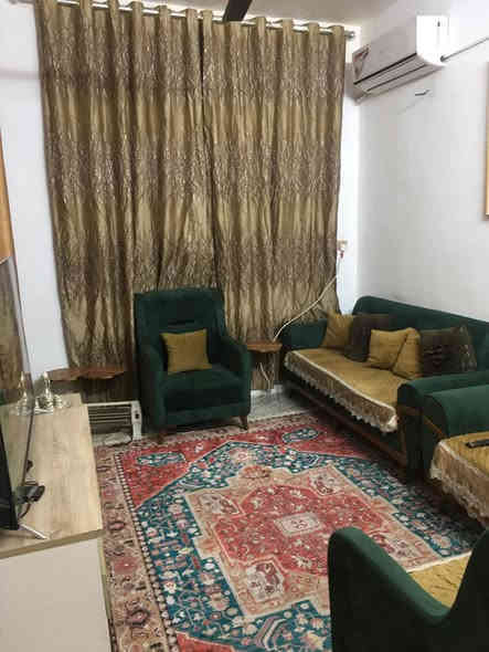 السلام عليكم بيت مساحة ٥٤ متر طابقين بناء حديث شهداء البياع سوك رضا قريب عل شارع العام زراعي سند١١٧ تفاصيل البيت لاستفسار اتصل ***********
