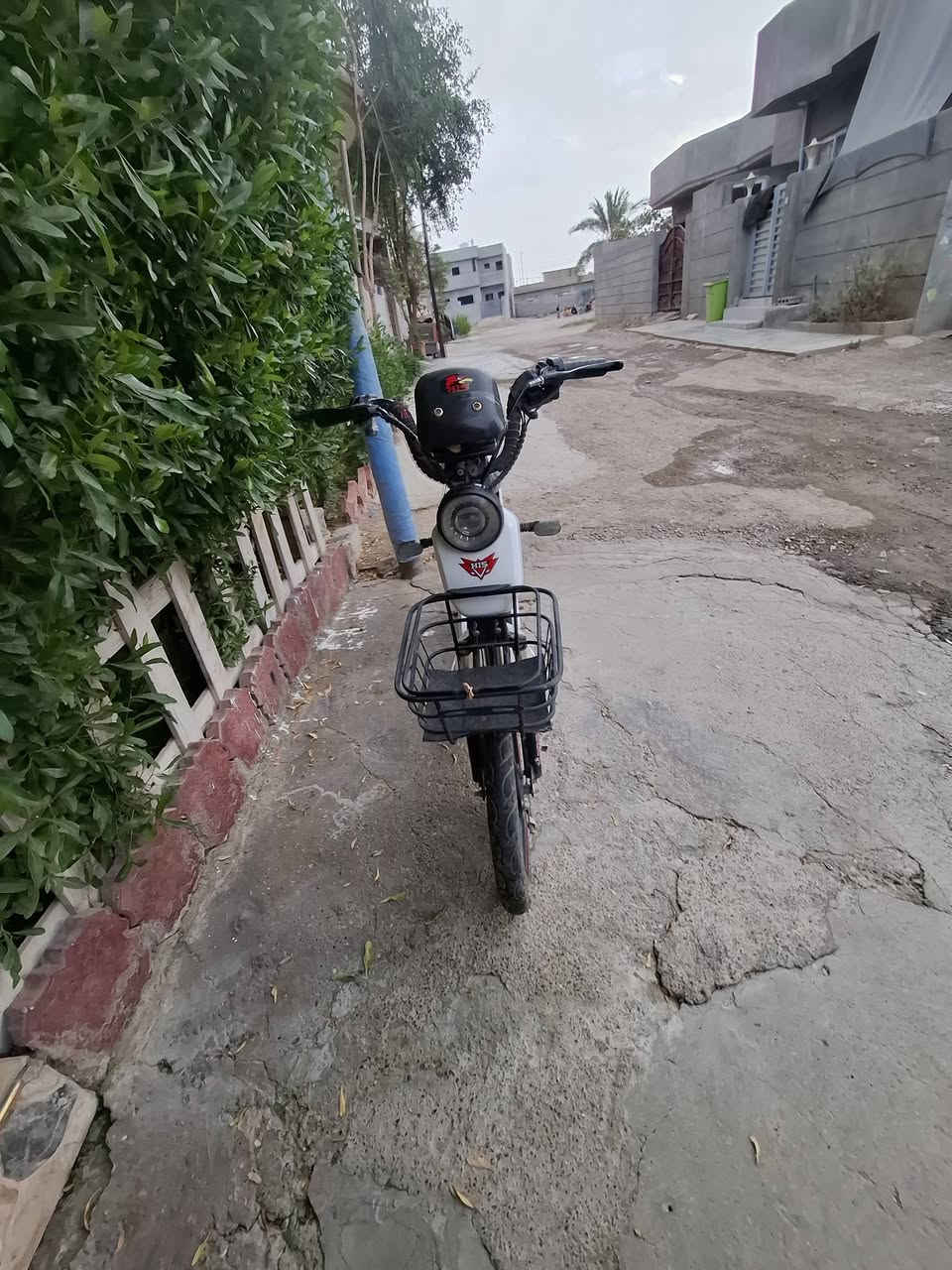 السلام عليكم بايسكل شحن للبيع شغال نضيف سعر 250 وبي مجال قليل للاستفسار 
رقم ***********

