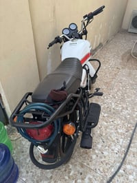 للبيع   موديل 23 اوراق كامله اصلي  السعر 1750 للاستفسار 07816767236