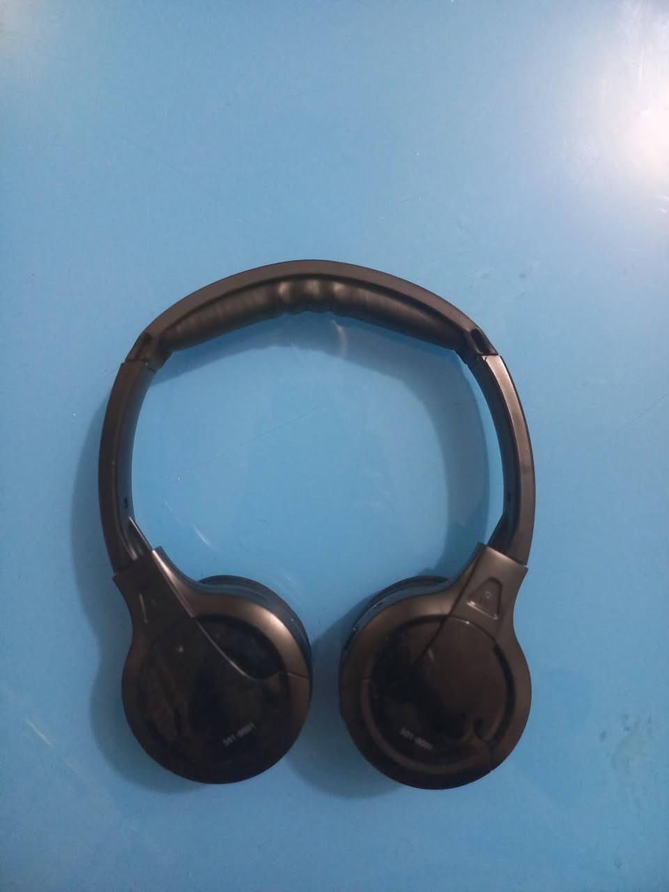 سماعات جيب اصلية غير مستخدمة جديدة 3 قطع
سعر القطعة:30
سعر الزوج:50
سعر 3قطع:75
متوفر توصيل بغداد+جميع المحافظات


**إذا كنت صاحب هذا الإعلان وتريد حذفه لأي سبب، رجاءا أرسل رسالة إلى الدعم الفني**