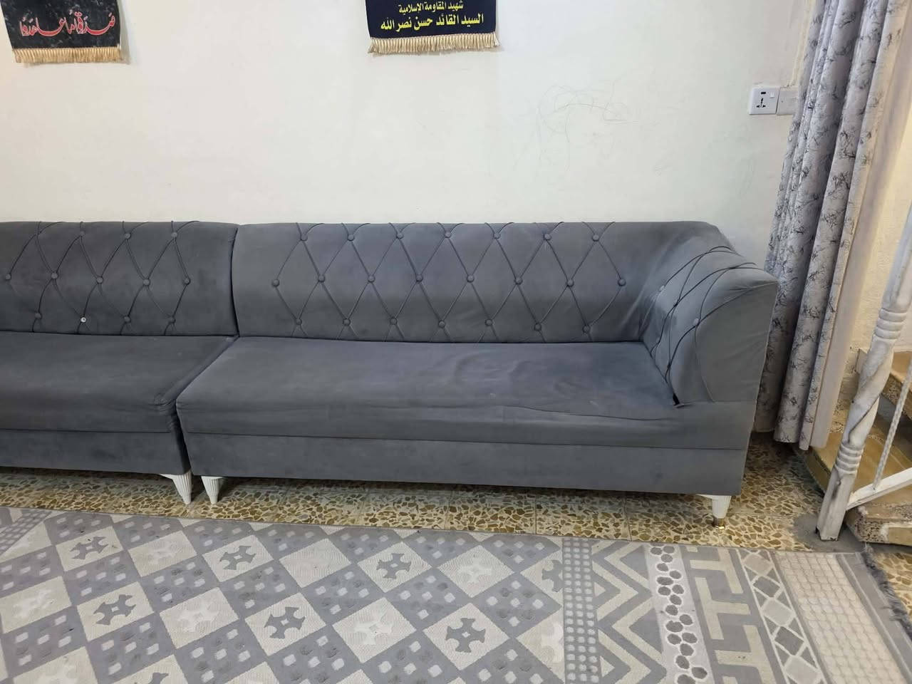 تخم 4 قطع للبيع سعره ١٥٠ بي مجال ناقصه بس دوشمه مال جلوس جم رجل تصال مكاني الحله ثوره
0780 878 1146
