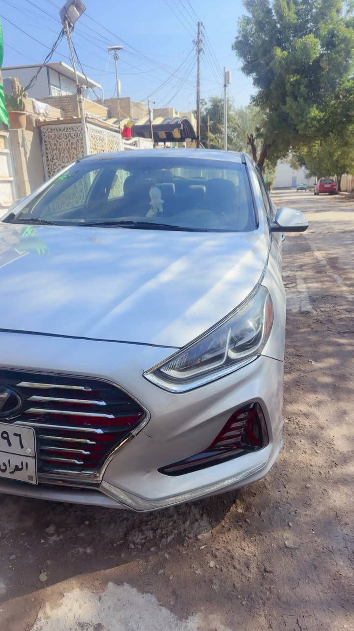 السلام عليكم سوناته مديل  19فول مواصفات شفتات بل استيرن فتحه امريكي مكينه2400 بيه منضومه غاز سياره مصبوغه عام رقم شمالي بسم شركه سعر115 رقم الهاتف***********
