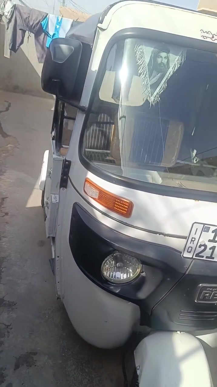تكتك مديل 21 البيع ربع مصرف عليه رقم سنويه بسمي ***********
