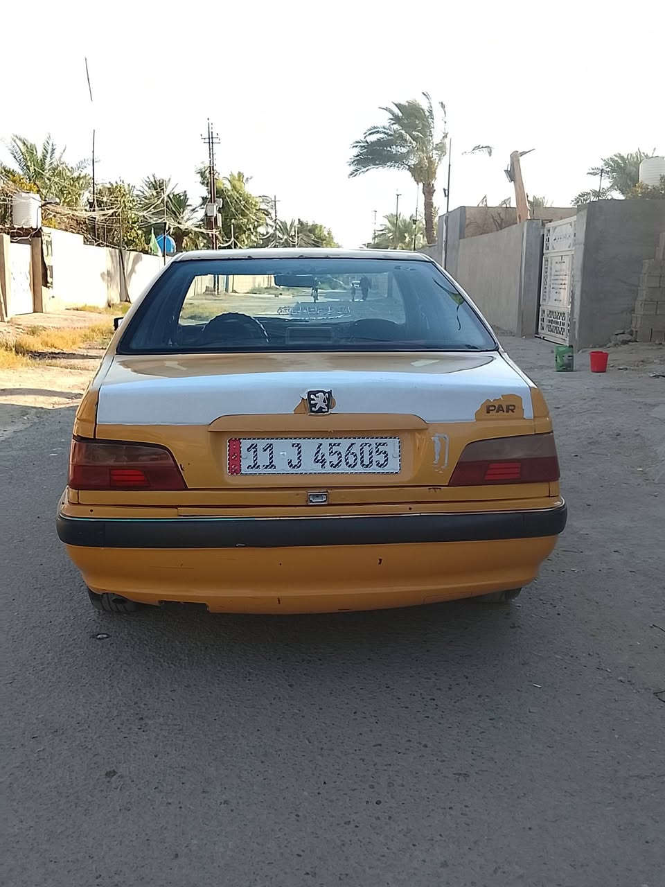بيجو بارص 2015 بدون صبغ بدون ضربه بسمي تحويل شوكت ميعجبك مصفره هيئه وغرامات  مكينه جديده صدرها جديد تبريد شغال تخم تاير السعر 35 الرقم *********** المكان بغداد فلكت المدائن
