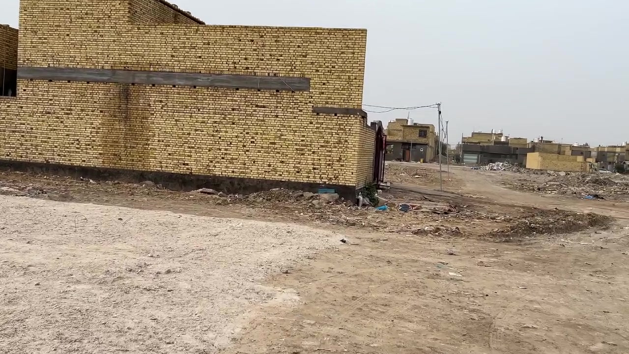 سلام عليكم قطعة ١٠٠ امامي متر مركز التضحية بل مخدرين الاستفسار ***********
