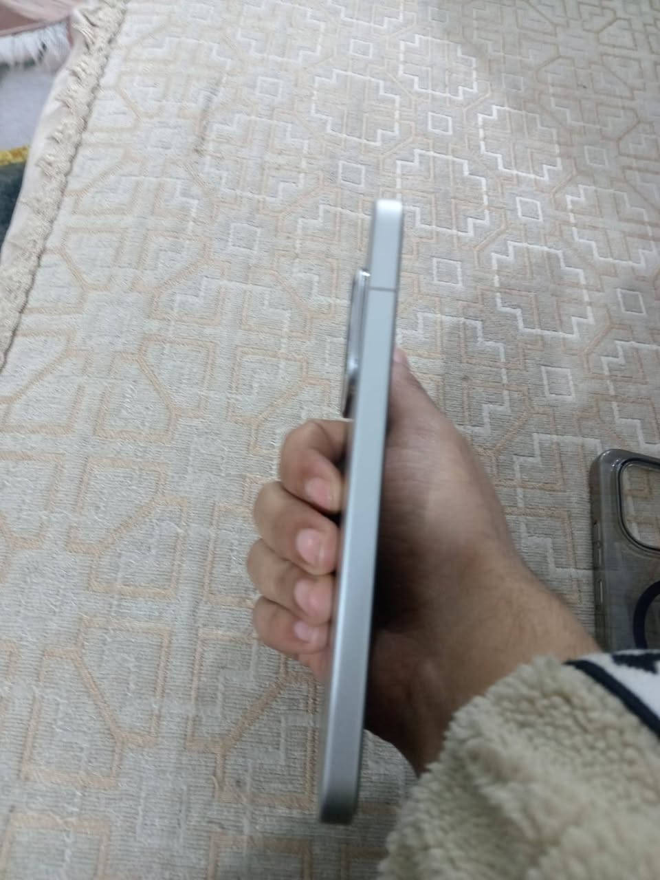 شاومي 15 تي برو الجهاز نظيف 100%   ذاكرة 512 رام 12 معالج ميديا تك 9400 بلس تقنية 3 نانو متر الجهاز غني عن التعريف مواصفات كامرات كلش قوية كامل ملحقات باكيت شاحن أصلي 90 واط وكيبل والكفر الاصلي كلة موجود  السعر 700 الف مكاني الحسينيه رقمي بيه واتساب ***********
