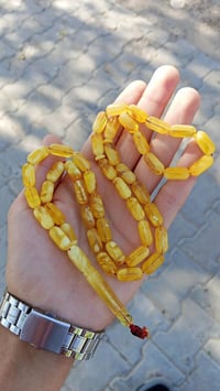 مسباح كهرب صنوبري 31 غرام و45 خرزة  للتواصل والمهتم 07750579828