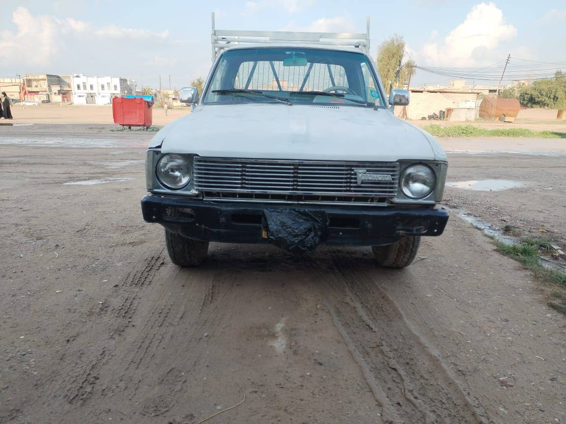 السلام عليكم بك اب هايلوكس 
٨٠ للبيع
تكريت القادسيه  سعر ٢٢  وببها مجال
سنويه ورقم
تحويل شرط للاستفسار الاتصال على الرقم ***********
