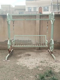 مرجوحة • للبيع • حديقة