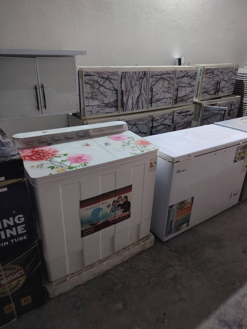 لبيع وشراء الأثاث المستعمل والجديد ومراوس العنوان طريق الخان كليه مقابل مجمع بلاد رافدين السكني نشتري كافت الأثاث المنزلي ولمكتبي وغرف نوم تركي صاج عراقي للاستفسار هاتف وتس اب ***********
