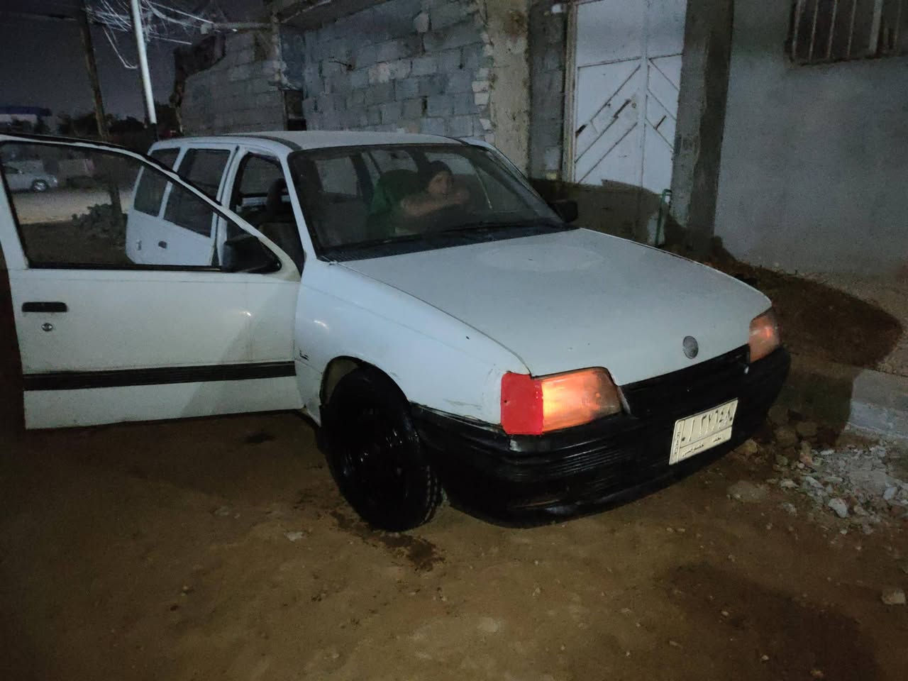 سلام عليكم اوبل كاديت
#مكينه وكير جدد
حداديه حلوه راعيه ماواصله 
دواخل حلوه باتري جديد #سعره 18
وبيها مجال رايد مراوس شعندك نزل
#مكاني #نجف حولي خلف ملعب النجف الدولي 
#رقم الهاتف ***********
