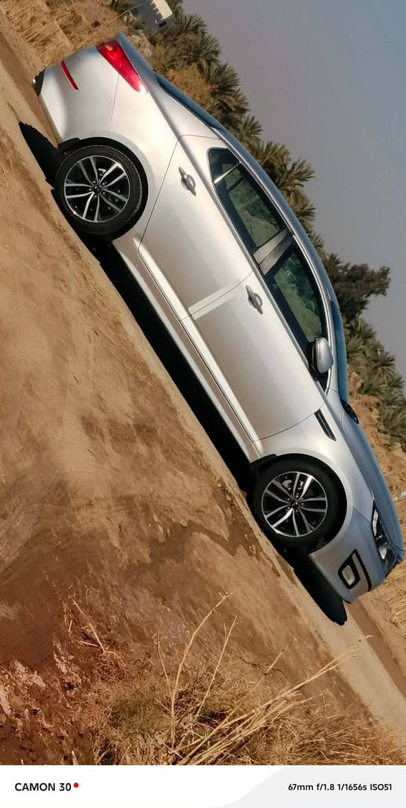 السلام عليكم للبيع كيا اوبتما خليجي موديل ٢٠١٤ شكل ١٥ رقم اربيل باسمي  فول مواصفات عدا البنوراما كشن كهربائي خزن استيرن رياضي تحكمات استيرن كاميرا خلفية حساس خلفي رادار امامي مري شفط بصمة تشغيل محرك 2400 دوش  
السعر 153 وبيها مجال 
للاستفسار الاتصال ع الارقام التالية 
***********
***********
مكان بابل الشوملي
