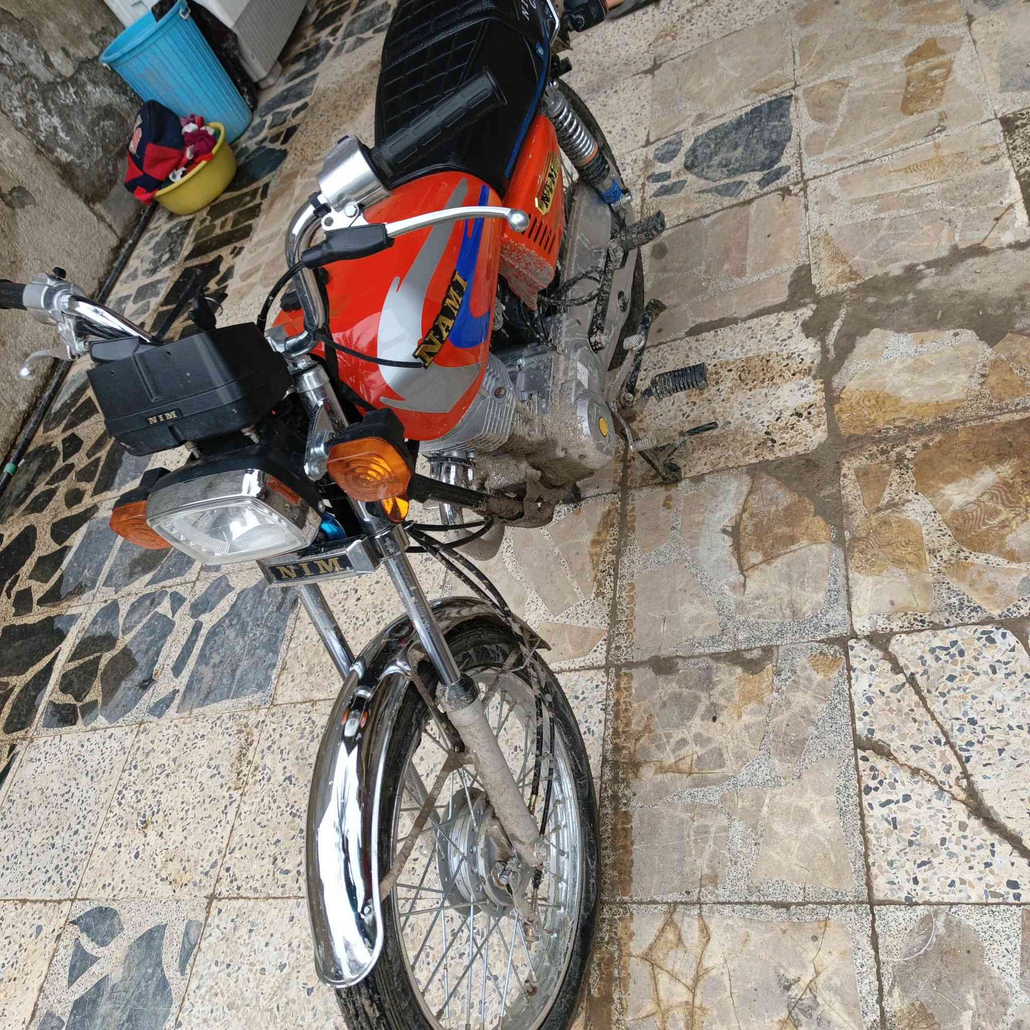 سلام عليكم دراجه نامه  موديل ٢٧ صار شهرين من شادها من ابو حمره سعر ٧٥٠ وبيها مجال قليل رقم الهاتف ***********
