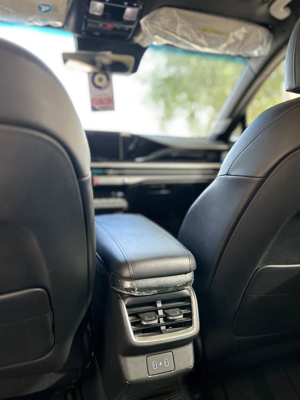 السلام عليكم
ازيره 2024
 غاز  
موصفات معروفه 
كفاله عامه ما عده ربع جاملغ كلير 
رقم بغداد انكليزي  
مساج 
لادار امامي خلفي 
شنو الي بالك بيه 
السعر ب 235 ارخص ازيره  بل ازيرات تره 
لنو مستعجل 

مكاني بابل 

رقم تلفوني ***********
