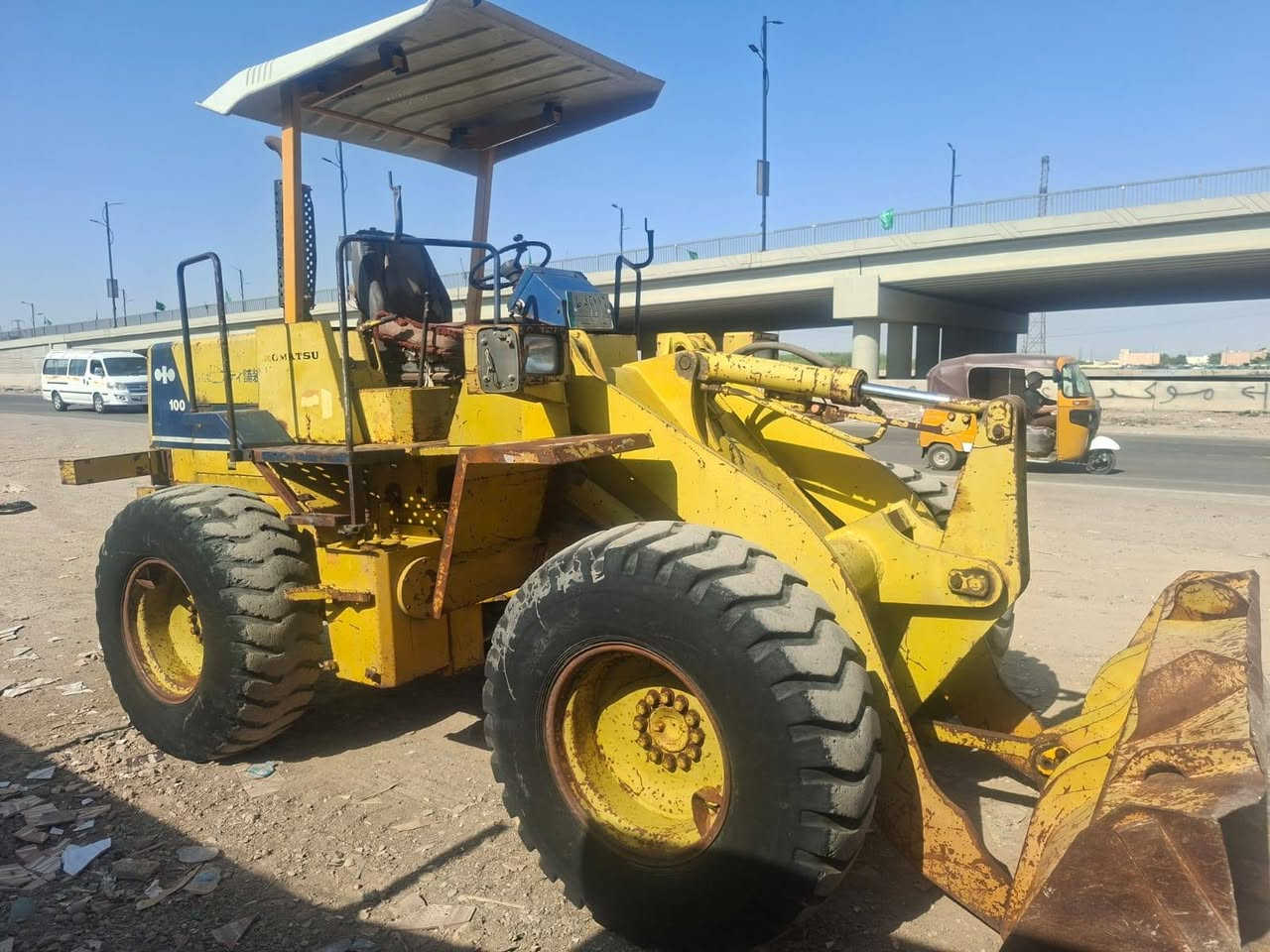للبيع كوماتسو حجم 100 مكينه 6 جديده تخم تاير موديل 97 رقم بغداد تحويل مباشر دفع رفع خير من الله المكان بغداد السعر اتصال ع الرقم ***********
