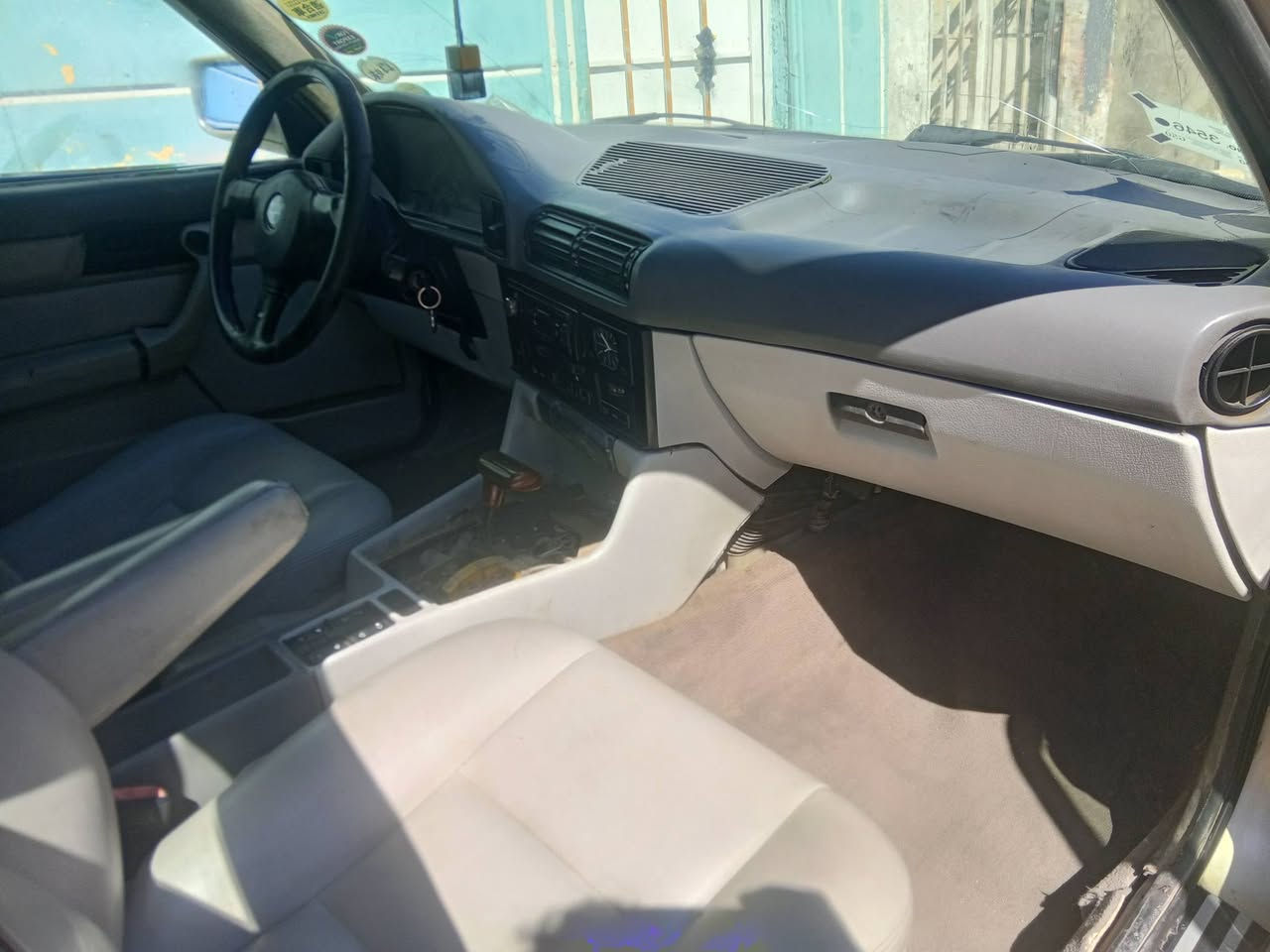 للبيع بي ام 91 رقم بغداد تحويل مباشر لون أصفر ذهبي مميز 520 مكينه مسكر عدله جديده كير حاويه توني شاده جديد وارد ياباني شلعه فول مكفوله من ضربه وخياس نواقص بصيطه تبريد جاهز بس فصل  شغله بصيطه غرفه جديده ثلجيه سلايت  حداديه  وره وكدام جديده  لسعر 48 بيها مجال مكان بابل  *********** مكلف بالنشر
