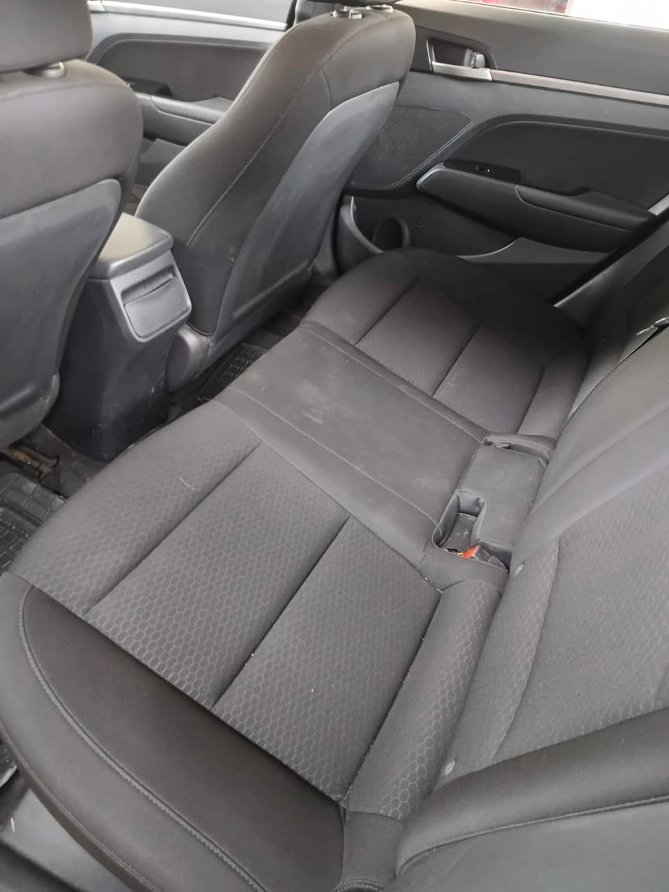 سلام عليكم سياره لتره موديل 2020
عنواني بغداد تاجي شيخ حمد ***********
