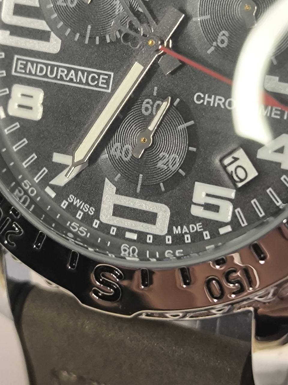 ساعة من ماركة برتلنغ Breitling

تحفة فنية 
مصممة للطيارين الحرفين والقباطن
مكينة كوارتز ستوبوج (جميع السناتر شغاله)
هيكل ستانلس ستيل طوق ارقام حفر
ميناء فخمة مزودة بمنفذ تاريخ فول لامينوس
زجاج معدني ضد الخدش
مقاومة ماء وغبار 
جلد شاموا مميز مبطن ربل
الساعة مختمة بالكامل 

ملاحظة ؛- متوفر قطعتين فقط
 
السعر : 35 ع اول تم
 للحجز والاستفسار يرجى مراسلة الصفحه


**إذا كنت صاحب هذا الإعلان وتريد حذفه لأي سبب، رجاءا أرسل رسالة إلى الدعم الفني**
