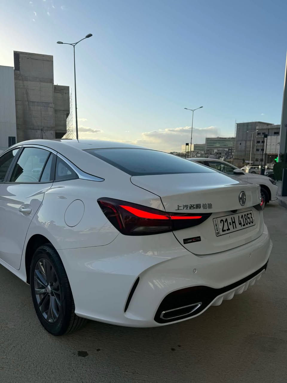 ئیمجی جیتی 
مۆدێل ٢٠٢٥
فول مواسەفات
بۆیاخ تەنک
٩ هەزار کم ڕۆشتووە
تەنها یەک پەڵە پی دی ئاڕی هەیە 
گاعی و کوشنی تێگیراوە ، کامل جوانکاری
سلێمانی
*********** السليمانية, العراق
