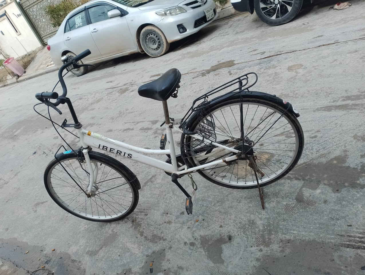 للبيع 60 وبي مجال
هاذا رقمي ***********
