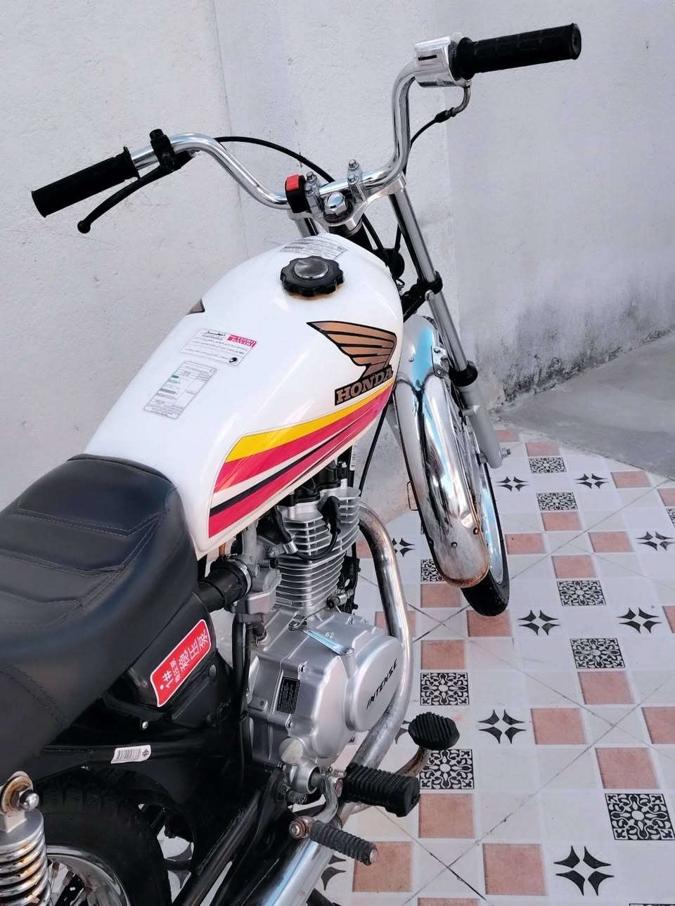 نامه تعميره 2025 وشاصي 2018 اوراق مكينه بالكارتون مامفتوحه نضيفه دراجه وجاهزه مانقصه شي 600 وبيها مجال قليل مكاني قضاء النصر شراي اتصل ***********
