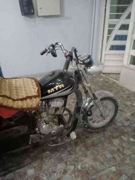 كلك كلك كلك اسويلك مكاتبه عن السرقه شاصي مكفول محرك ٢٠٠ بي دخانه بدي فول اكسن جديدتايرات جدد نصرميلاد فدورحتلكم الميشتري لايضل ايسولف ٥٥٠ومجال حك جيتك واني خادم تنكرسلف وين ميعجبك تطلع***********
