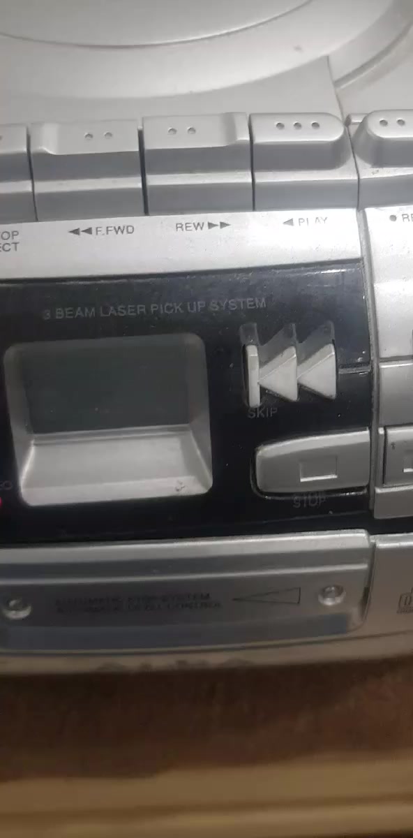 راديو مسجل صوت ماشاءالله صافي سعر ٢٠


**إذا كنت صاحب هذا الإعلان وتريد حذفه لأي سبب، رجاءا أرسل رسالة إلى الدعم الفني**