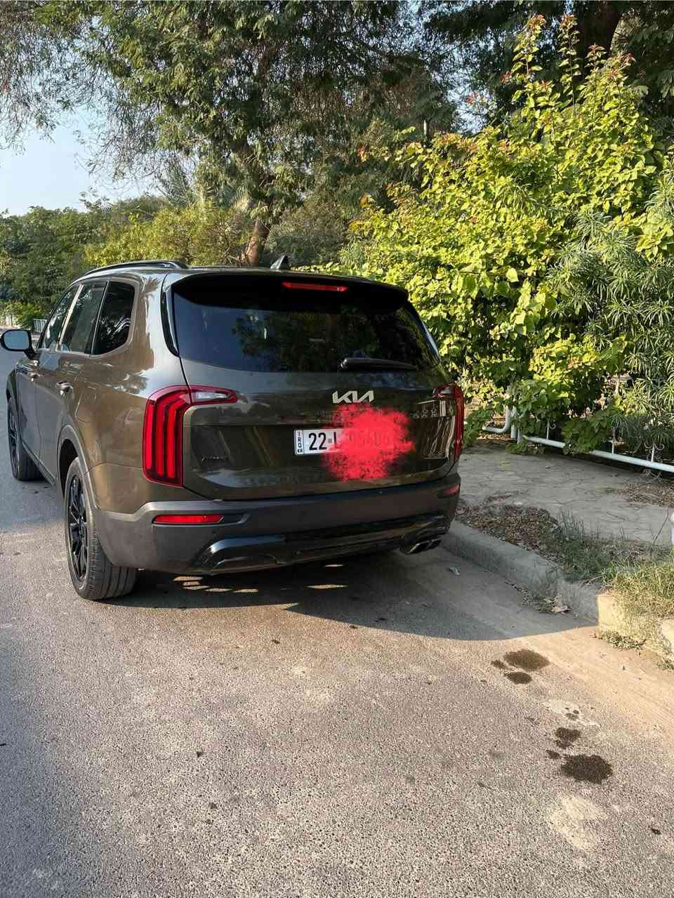 السلام عليكم 
KiA TELLURE,SX
مديل 2022
وارد امريكي 
حادث فقط جاملغ امامي الايسر 
فول مواصفات 
بصمه تشغيل  ,بصمة ابواب ,تشغيل عن بعد ,
فور ويل , سايد بريك بصمه ,حساس خلفي , حساس امامي , كشنات منفصل ,تبريد 3 قطع , كشن امامي خزن ,كامرات جانبي مع الاشاره ,كامره خلفيه , كامره اماميه ,مري شفط ,كشنات حار بارد ,  فول السياره بيهه باره بلباب السكن 
مكاني بغداد تريد تحول او وكاله اني حاضر رقم اربيل. محرك 3/8. السياره فوللل للاخير 
السعر 275 وبيهه مجال 
*********** بغداد, العراق
