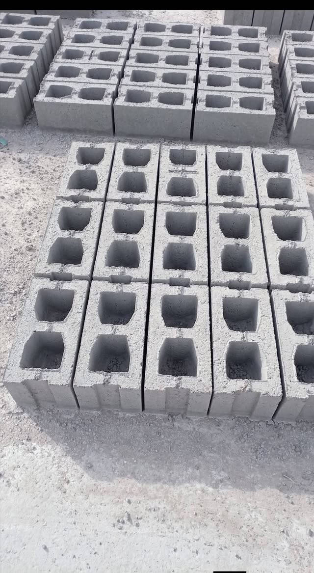 سلام عليكم اخوان طابوگ اصلاح درجه أوله قالب ولون وعدد مضبوط الله شاهد 4250 شرط اذا نقص لاتنطي حساب وسعار مناسبه توصيل جميع انحأ ناصريه ستفسار خاص وانه خادم. ***********  يوجد بلوك
