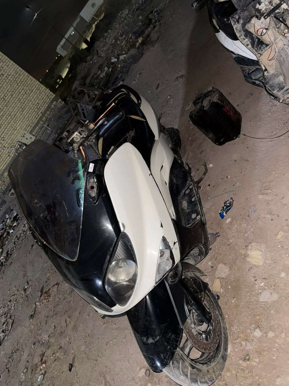 درجه مبدل بيه ثكله الفين وسبعه وره ثكله بيومين لطشت درجه ابيع لطشه كوم حديد مكنه شعله سعر ٧٠٠ وبيه مجال حك جيه رقم ***********
