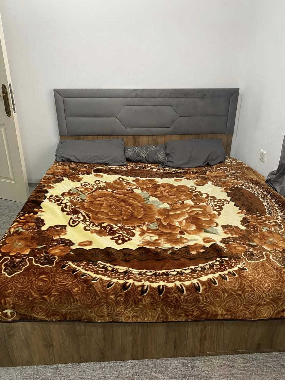 نوستن ٥ پارچە دۆشە کی لە گەڵ نیە هیچ کات نە کراوە تەوە 

نرخی ٢٦٠
 
لە ڕانیە🌺🦋🌺


**إذا كنت صاحب هذا الإعلان وتريد حذفه لأي سبب، رجاءا أرسل رسالة إلى الدعم الفني**