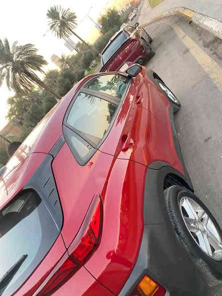 السلام عليكم عندي كونا وارد امركي موديل ٢٠٢٠ رقم أربيل مكفوله من كير مكينه السياره جديده حيل ماشيه ٢٦ الف فقط وبيه سونار ضرره فقط شويه من البنيد ونفسه مصلح يعني السياره كله لبل واحد سعره  140 وبيه مجال وهذا  رقمي *********** بغداد
