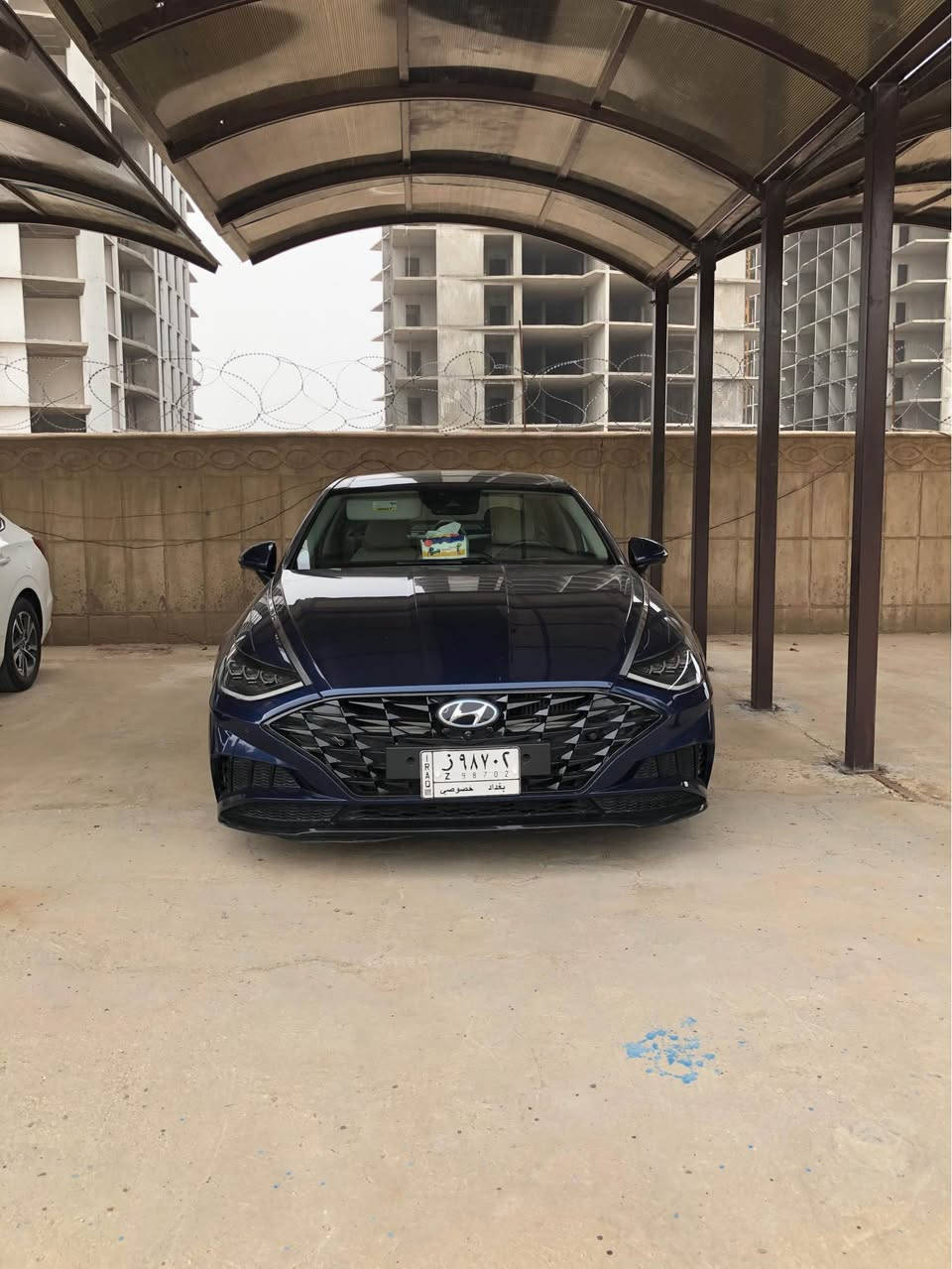 HYUNDAI SONATA  LIMITED 2020
 
‎هيونداي سوناتا _2020

‎فــــــول فـــــول مـــواصـفـات لـــمــتــدد 
دعاميات حادثها من امريكا وبل عراق جاملغ امامي وجاملغ خلفي مندون دواخل 
‎بدون دواخل بدون ارباك ١٠٠٪؜١٠٠سليمة
ســعر 160 
***********
‎عنوان بغداد قرب جسر المعلق
ـــــــــــــــــــــــــــــــــــــــــــــــــــــــــ
الــمــواصــفـــات :-
1 - محرك ١‌‌٦٠ تيربو
2 - كشنات جلد 
3 - كاميرا دوار ستيرن
4 - شاشة كبيرة ( ايباد) للتحكم في ايعازات السيارة
5 - تبريد قطعتين امامي خلفي
6 - لايت زنون
7- كشاف +حاجب
9 - منافذ USB امامي خلفي
10 - سستم صوت متكامل 12 سماعة (BOS)
11 - تحكم ستيرن جهتين
12 - بصمة  2باب + بصمة تشغيل
13 - 4 كامرات + كامره 360 درجة ومن تنطي اشاره جانبيه الكيجات اصير كامره 
14 - نضام ABS مانع انزلاق
15- كشنات كهرباء 
16 - اشاير مري 
17- حساس امامي خلفي عدد 12
18- ويل كب كروم 
19- كشنات تدفئة تبريد 
20 -شاحن لاسلكي
21- اوتوهولد   
22- سايد بريك بصمة
23- درايف مود (5 انظمة قيادة)   
24- رادار جانبي 
25- رادار امامي 
26- تبريد بيانو
27- بانوراما 
28- كيجات شاشه
29- تشغيل عن بعد 
30- نظام ركن السيارة عن بعد من خلال بصمة السيارة  
31- كير دكم 
32- نظام قيادة شبه ذاتيه 
33- نظام خروج الامن عند فتح الابواب لتفادي مرورالسيارات قرب الابواب الجانبيه
34- نظام محافظه على المسار مع توجيه اوتماتيكي 
35- السيارة بقوة 180 حصان 
36- عدادات ليزريه على زجاج الامامي
37- ناقل سرعة اوتماتيكي 8 سرعات بغداد, العراق
