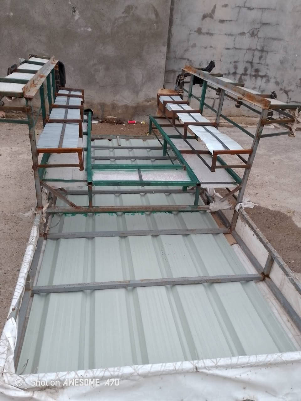 السلام عليكم محجر مال ستوتة درجة أولى فول مواصفات متكون من سبع رفوف ولحيم كلش مضبوط يفيد مال مواد منزلية وغيرها لا يفوتكم بسعر مناسب ***********
