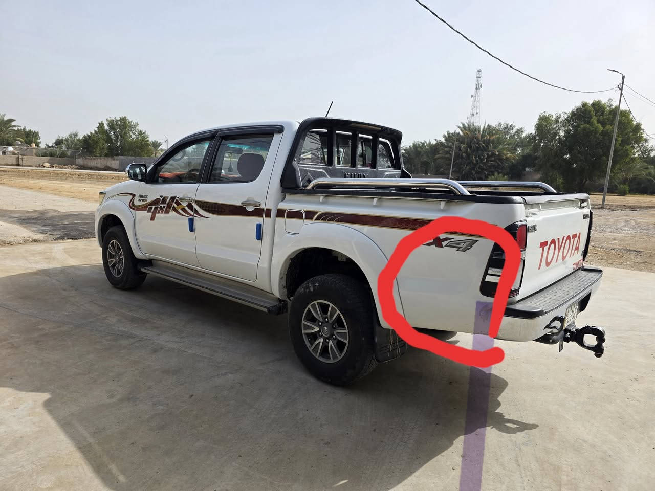 السلام عليكم
للبيع بيكم تيوتا فور ويل موديل ٢٠١٣اوتوماتيك رقم بغداد تحويل بالاسم تخم تايرمكفول كفاله عامه ماعده ربع الجاملغ صبغ محدد بالصوره للاستفسار الاتصال ***********
***********
